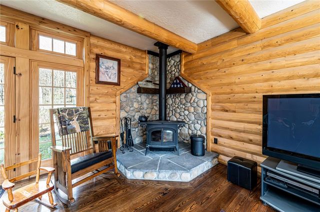 120 YOUNGSTOWN RIDGE RD, Ligonier Twp, PA 15658