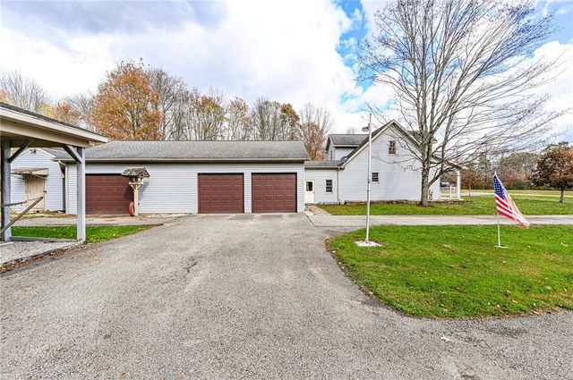 120 YOUNGSTOWN RIDGE RD, Ligonier Twp, PA 15658