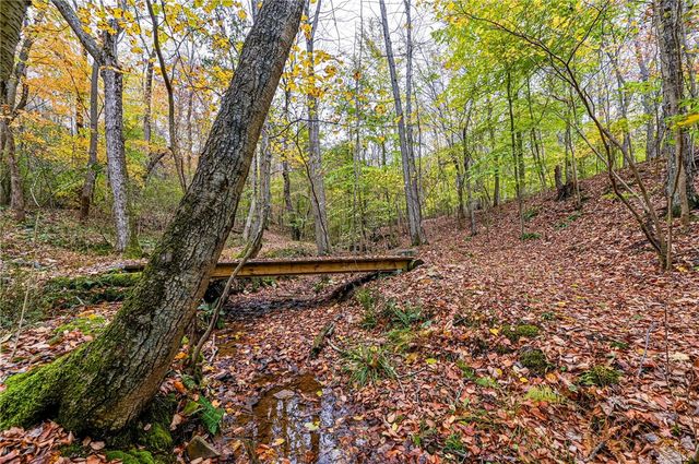 120 YOUNGSTOWN RIDGE RD, Ligonier Twp, PA 15658