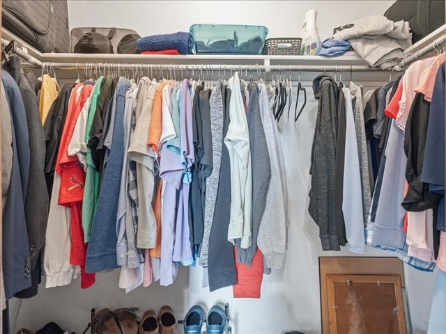 350 Fox Run Drive, North Liberty, IA 52317