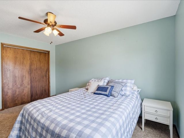 350 Fox Run Drive, North Liberty, IA 52317