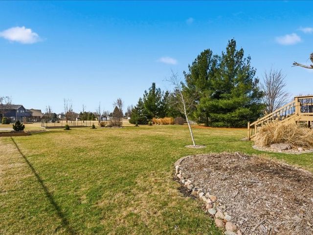 350 Fox Run Drive, North Liberty, IA 52317