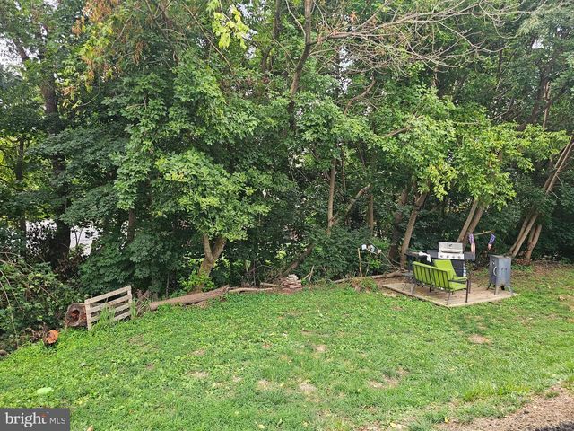 709 PRIMROSE LN, Ephrata, PA 17522