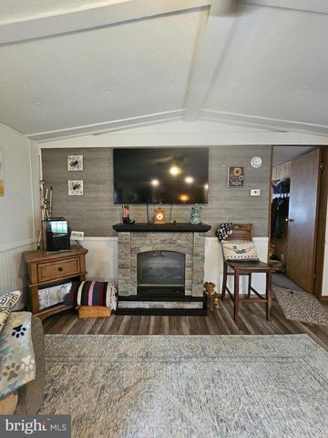 709 PRIMROSE LN, Ephrata, PA 17522