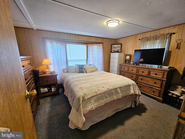 709 PRIMROSE LN, Ephrata, PA 17522