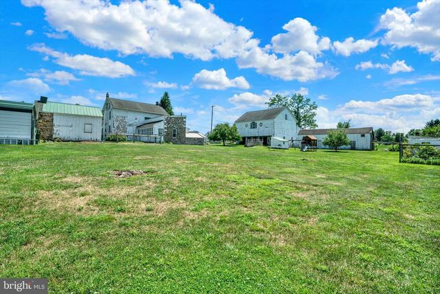3440 PRICETOWN RD, Fleetwood, PA 19522