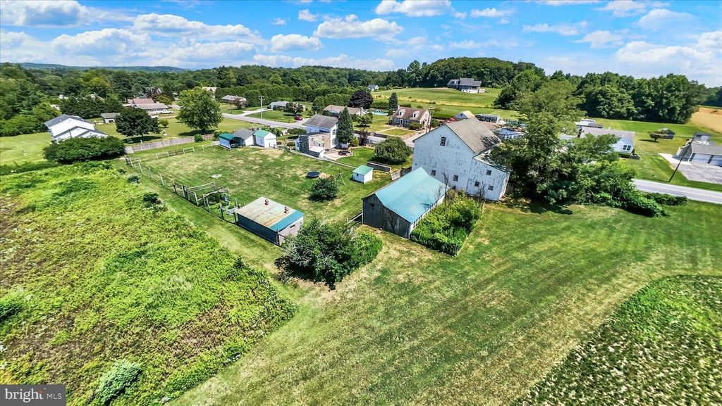 3440 PRICETOWN RD, Fleetwood, PA 19522