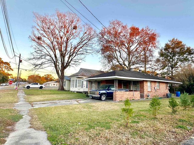 219 E Railroad St, Gonzales, LA 70737