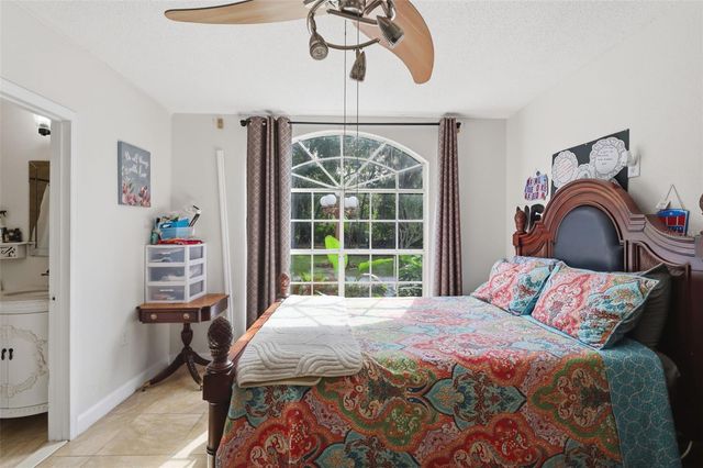 1898 BLACKWELDER ROAD, De Leon Springs, FL 32130