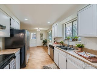 727 Hubbard Dr, Longmont, CO 80504