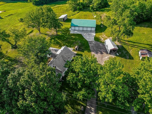 31906 E Burgess Road, Buckner, MO 64016
