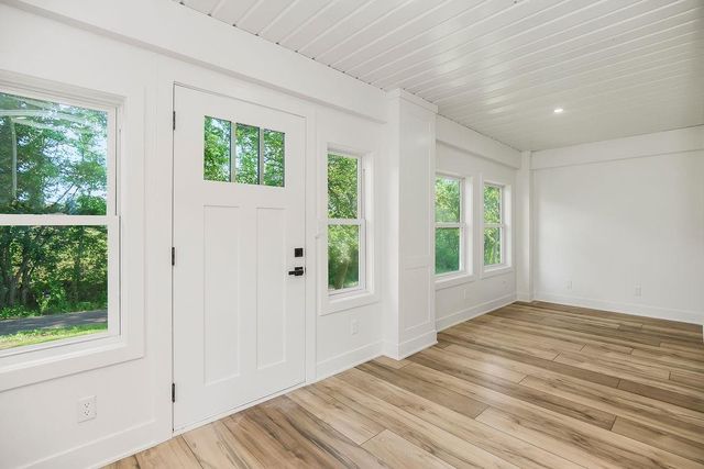 31906 E Burgess Road, Buckner, MO 64016