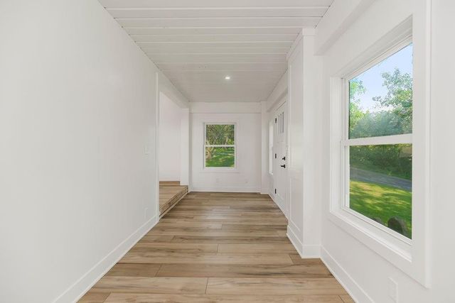 31906 E Burgess Road, Buckner, MO 64016