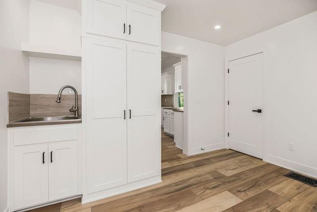 31906 E Burgess Road, Buckner, MO 64016