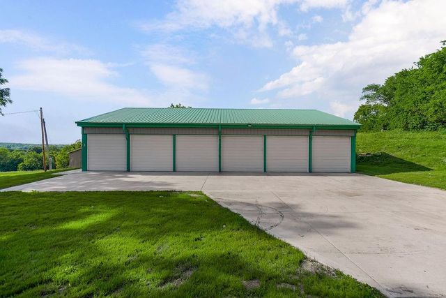 31906 E Burgess Road, Buckner, MO 64016