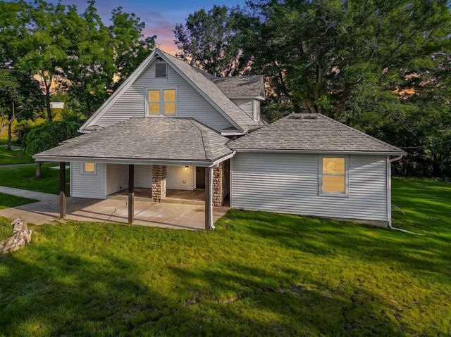 31906 E Burgess Road, Buckner, MO 64016