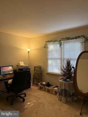 410 SEVILLE DR, Red Lion, PA 17356