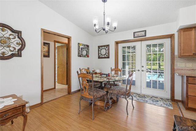 1900 W Alhambra Drive, Citrus Springs, FL 34434