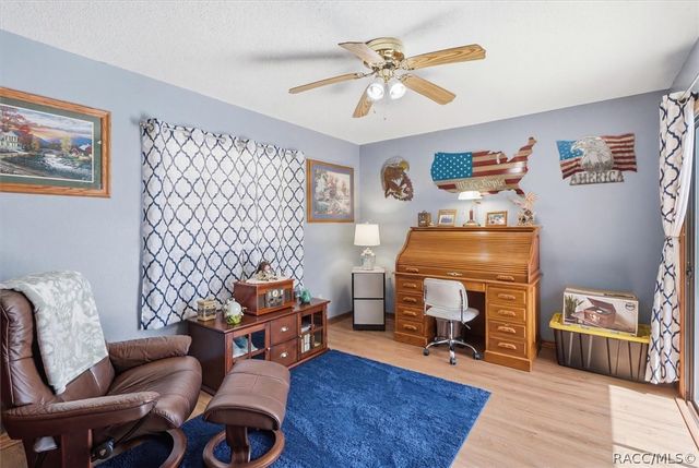 1900 W Alhambra Drive, Citrus Springs, FL 34434