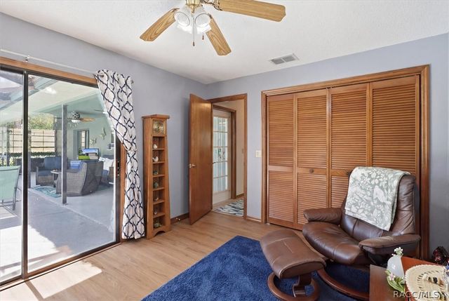 1900 W Alhambra Drive, Citrus Springs, FL 34434