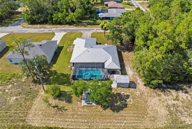 1900 W Alhambra Drive, Citrus Springs, FL 34434
