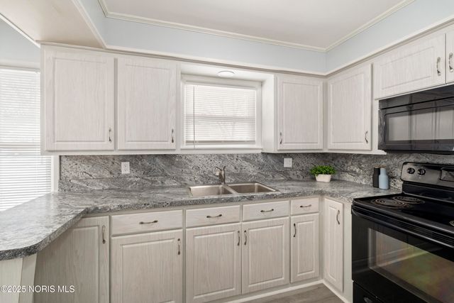 4841 Leamington Avenue, Toledo, OH 43613