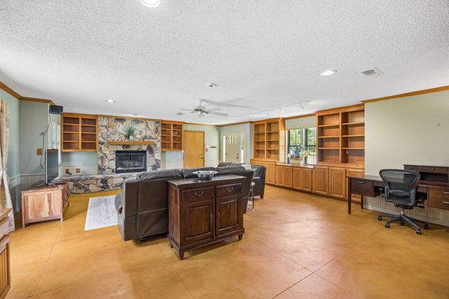 1300 Rock Ridge Road, Lucas, TX 75002