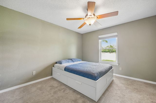 1300 Rock Ridge Road, Lucas, TX 75002