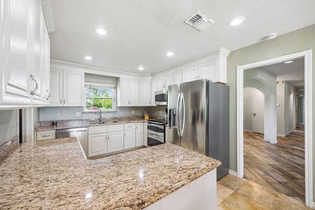 1300 Rock Ridge Road, Lucas, TX 75002