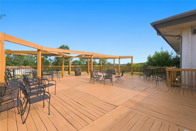 4 Hillcrest Drive, Eureka Springs, AR 72631