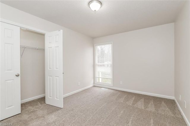 9 Oliver Court, Greensboro, NC 27406