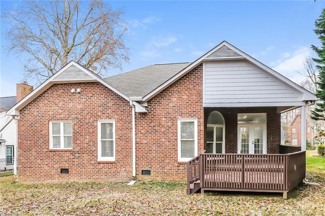 9 Oliver Court, Greensboro, NC 27406