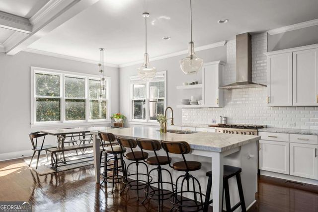 2107 Oakview Road SE, Atlanta, GA 30317