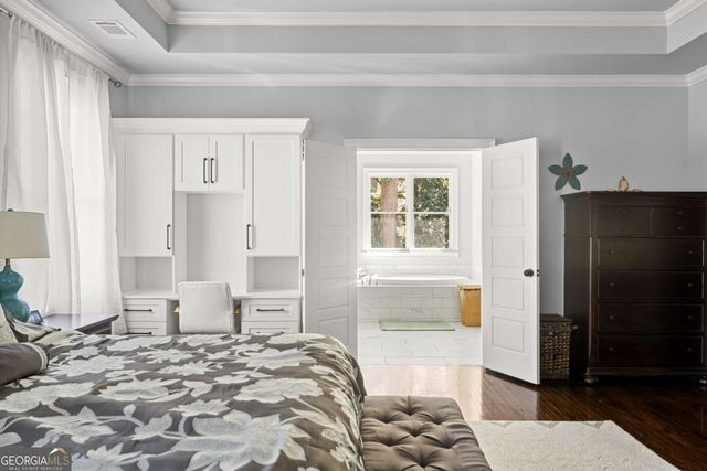 2107 Oakview Road SE, Atlanta, GA 30317