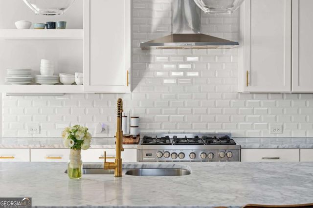 2107 Oakview Road SE, Atlanta, GA 30317