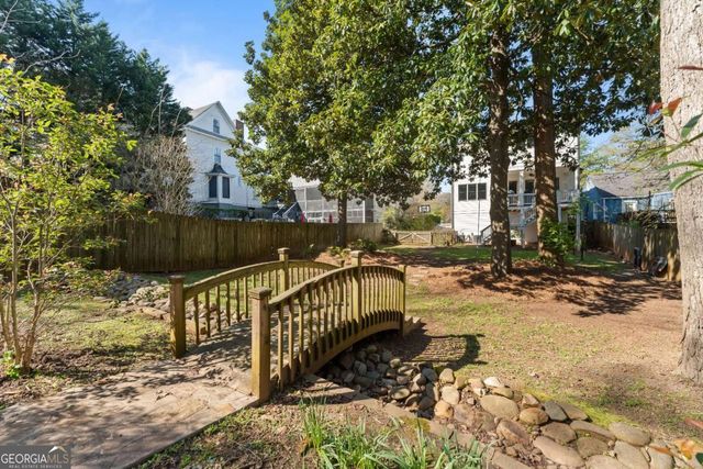 2107 Oakview Road SE, Atlanta, GA 30317