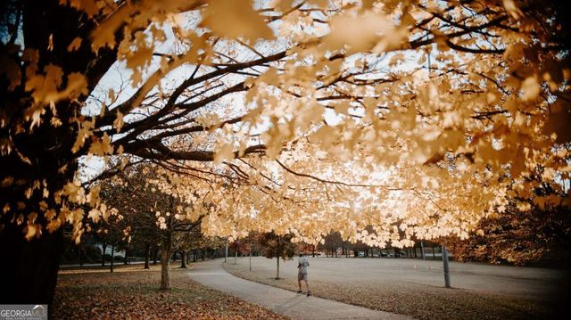 2107 Oakview Road SE, Atlanta, GA 30317