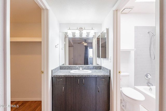 850 S RIVER Drive 2073, Tempe, AZ 85281