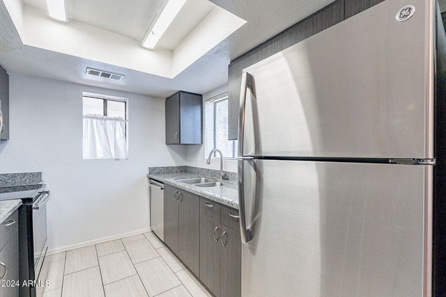 850 S RIVER Drive 2073, Tempe, AZ 85281