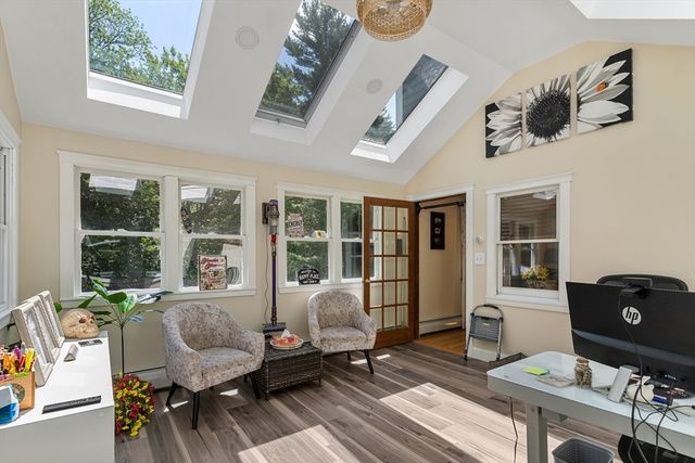 229 Tispaquin St, Middleboro, MA 02346