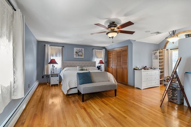229 Tispaquin St, Middleboro, MA 02346
