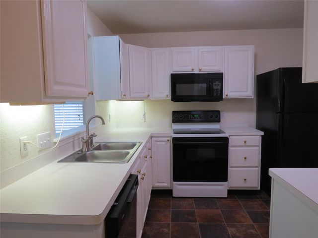 1503 Serene Oaks DR, Cedar Park, TX 78613