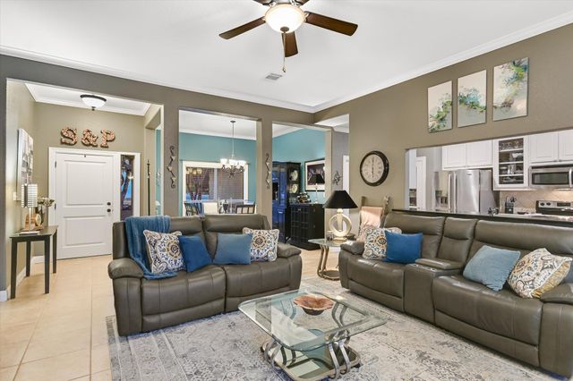 11 CREEKSIDE DR, Wimberley, TX 78676