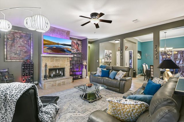 11 CREEKSIDE DR, Wimberley, TX 78676