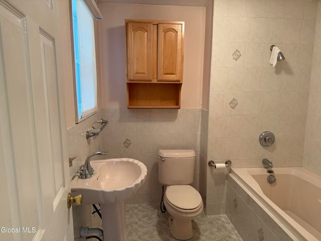 6 Spring Street, Cohoes, NY 12047