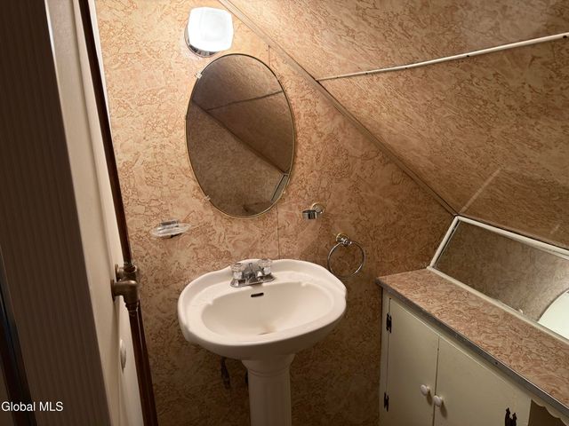 6 Spring Street, Cohoes, NY 12047