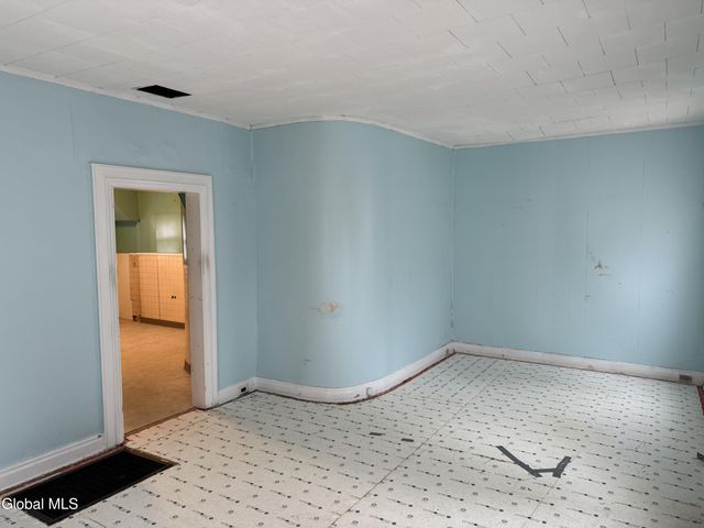 6 Spring Street, Cohoes, NY 12047