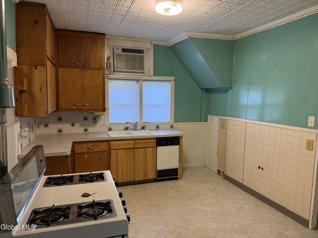 6 Spring Street, Cohoes, NY 12047