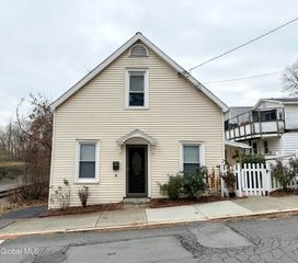 6 Spring Street, Cohoes, NY 12047