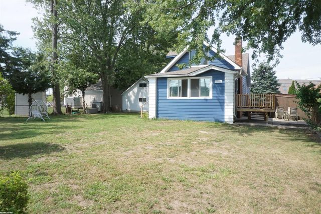 29455 S River Road, Harrison Twp, MI 48045